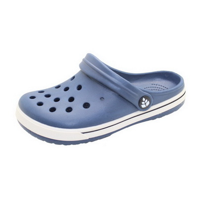 Kids beach clogs